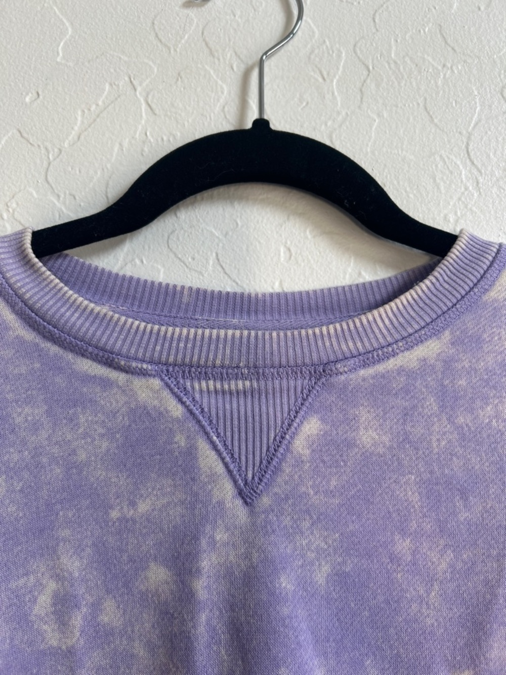 Lavender Super soft Tie-Dye Crewneck Sweatshirt - Picture 3 of 4